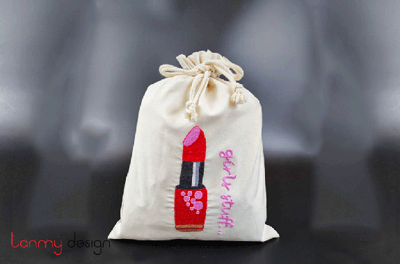  Laundry bag with lipstick embroidery